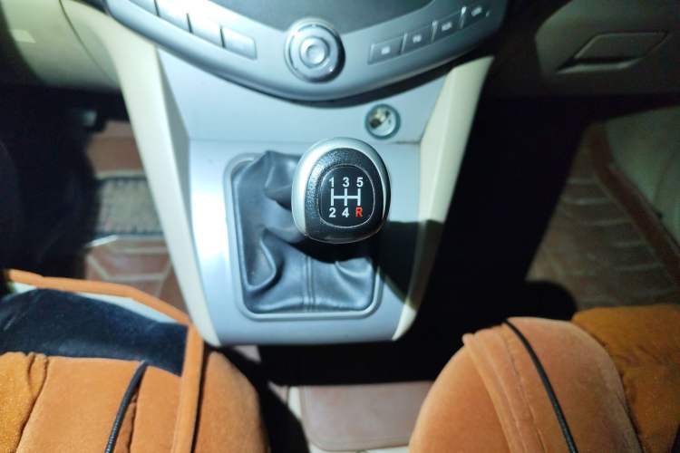 Used BYD S6 2011 2.0L Manual Luxury Version