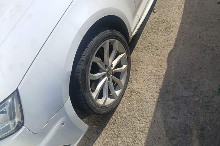 Used Audi A4L 2019 40 TFSI Fashion Version China V