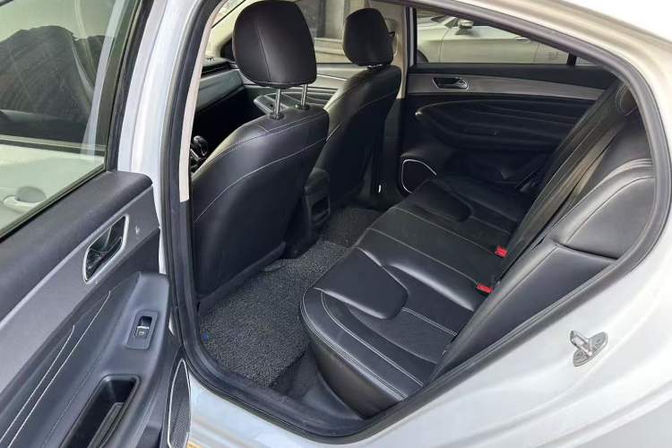 Used Chery Arrizo 5 2019 Facelifted PRO 1.5L Manual Youth Edition China VI Standard
