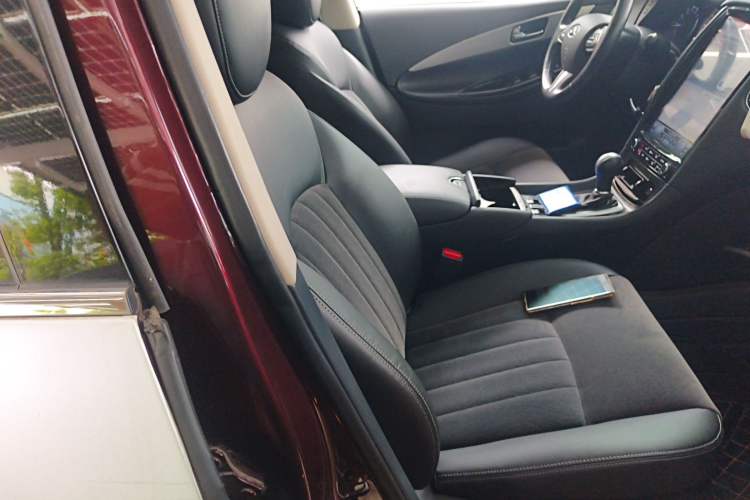 Used Infiniti QX50 2015 2.5L Comfort Edition