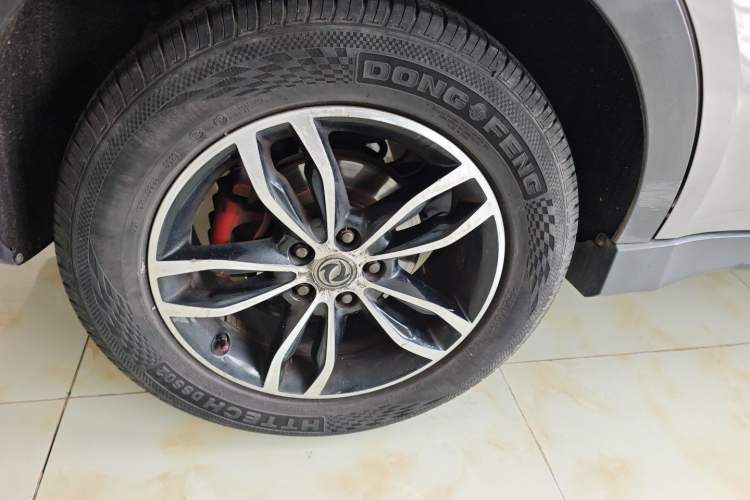 Used Dongfeng Fengon 580 2017 1.5T CVT Smart Style Model