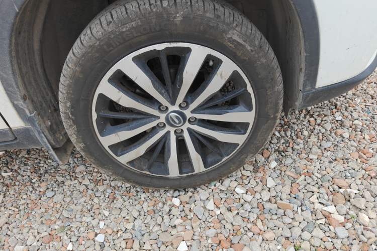 Used GAC Trumpchi GS4 2017 235T Manual Two-Wheel Drive Luxury Edition Right Front Wheel Hub