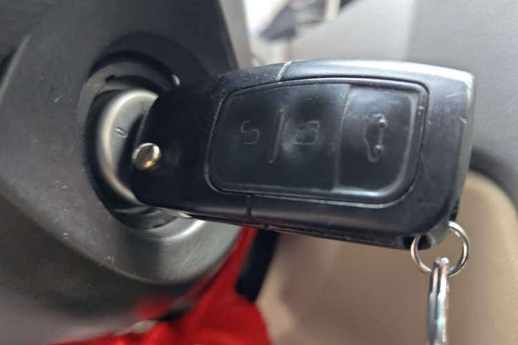 Used Ford Focus 2011 Hatchback 1.8L Automatic Fashion Edition
