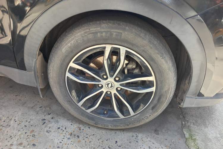 Used Dongfeng Fengon 580 2018 1.5T CVT Luxury Model Right Front Wheel Hub