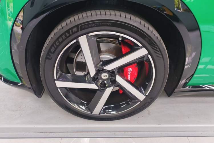 Used Xiaomi Auto YU7 2025 Ultra-Long Range High-Performance All-Wheel-Drive Max Edition