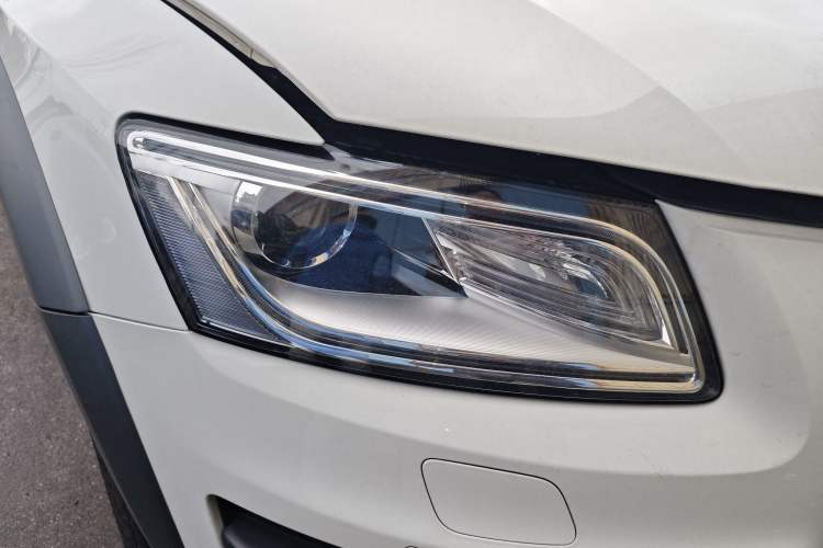 Used Audi Q5 2017 Plus 40 TFSI Technology Model