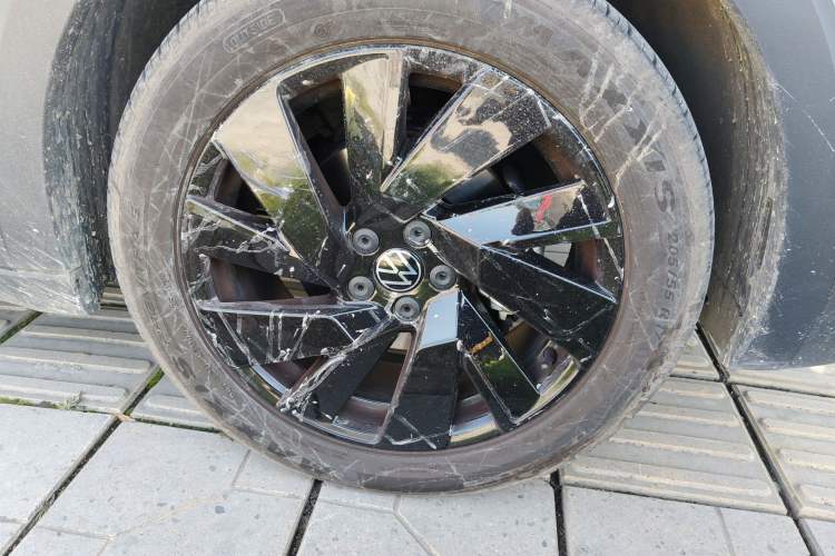 Used Volkswagen Tharu 2025 New Sharp 1.5L Ambitious Edition
