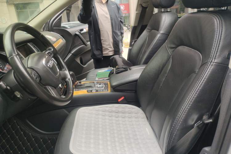 Used Audi Q7 2010 3.6 FSI quattro base version