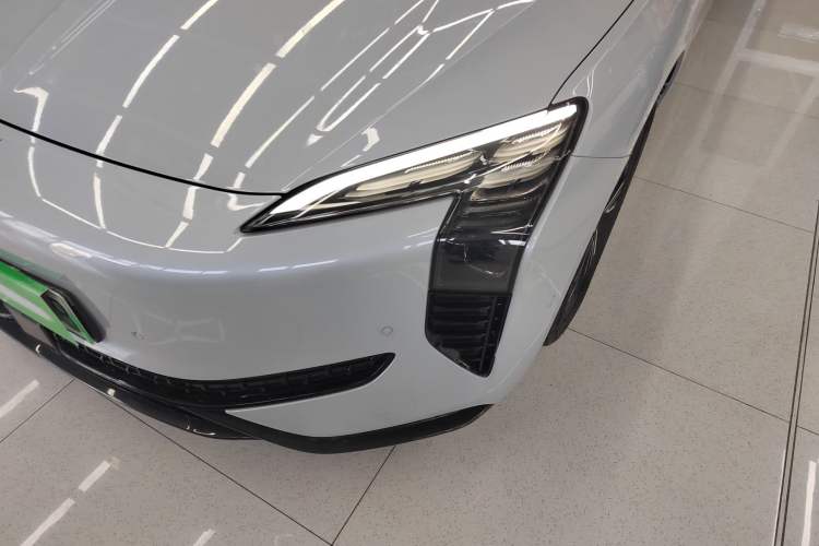 Used Hongqi EH7 2024 820 Pro Left Front Headlight