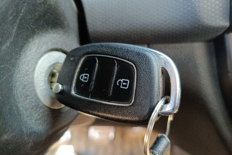 Used Hyundai Verna (older generation) 2020 1.4L Manual GL Refreshed Edition