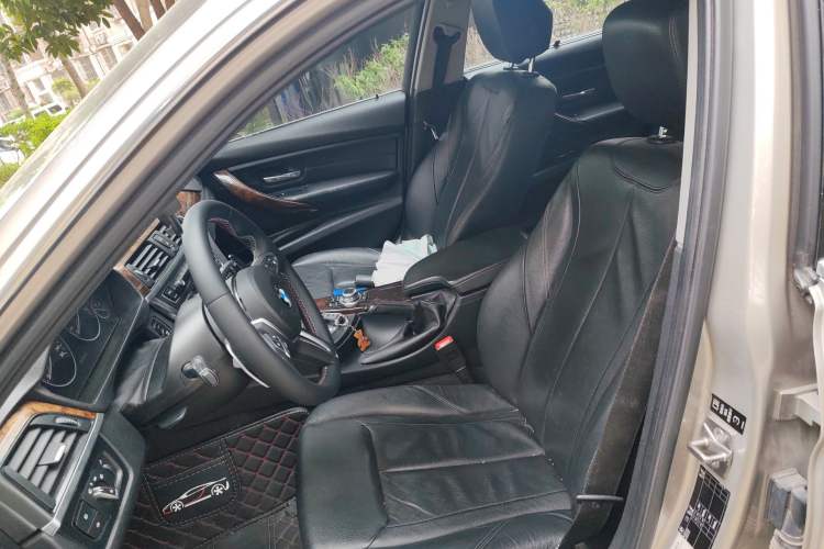 Used BMW 3 Series 2013 328Li Luxury Design Package Left Front Seat