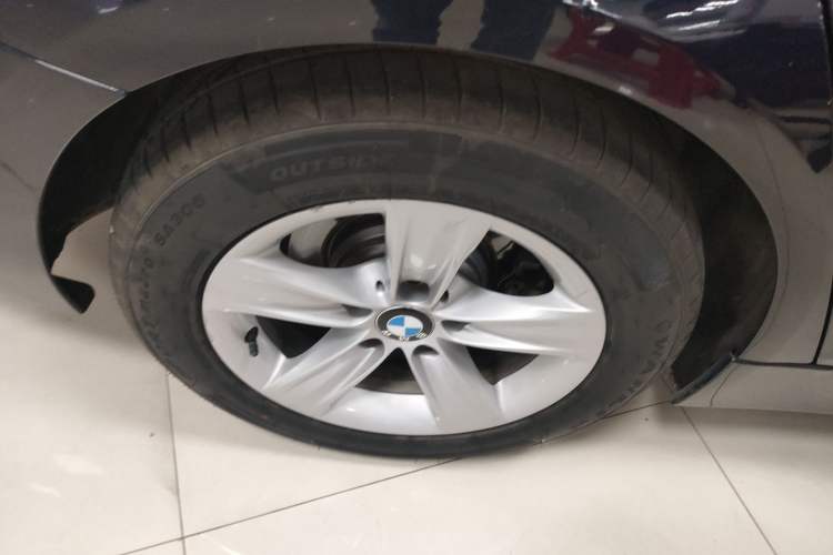 Used BMW 3 Series 2015 320i Active Edition