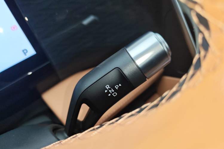 Used Geely Galaxy L7 2025 EM-i 115km Exploration+ Edition
