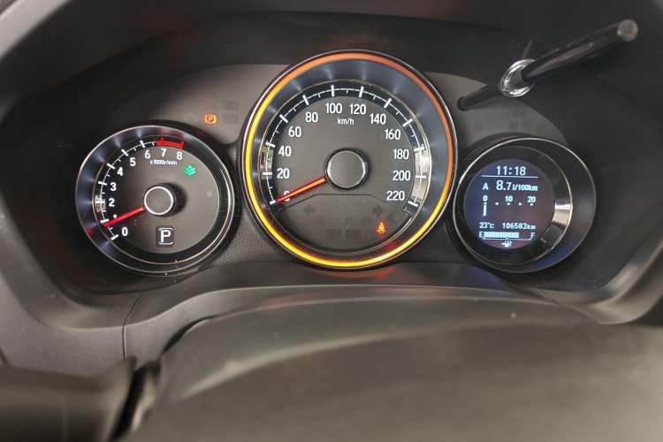 Used Honda XR-V 2015 1.8L VTi CVT Luxury Edition