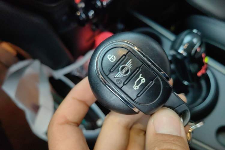 Used MINI Countryman 2021 1.5T COOPER ALL4 Connoisseur Vehicle Key