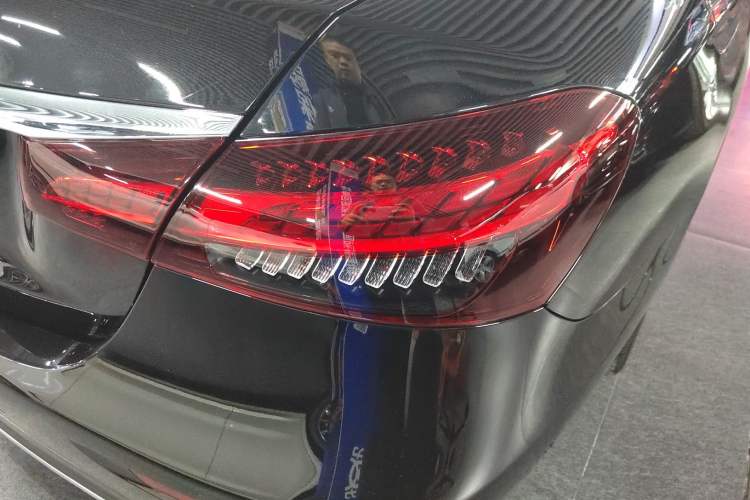 Used Mercedes-Benz E-Class 2022 Second Facelift E 260 L