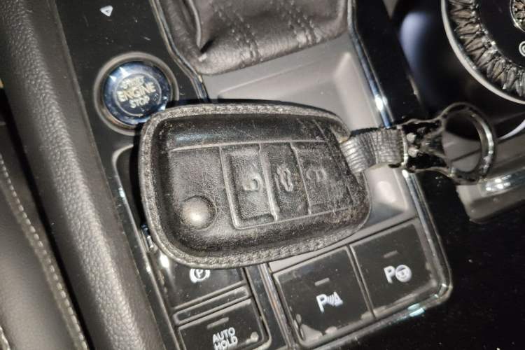 Used Volkswagen Teramont 2017 330TSI Two-Wheel-Drive Luxury Edition Vehicle Key