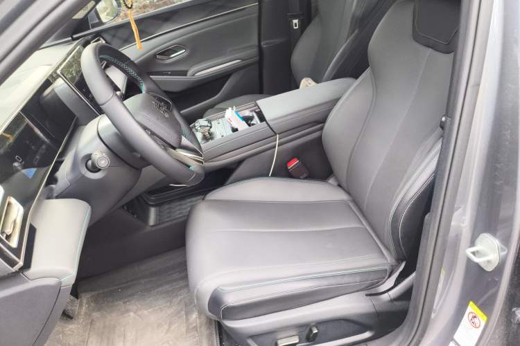 Used BYD Qin L 2024 DM-i 80KM Beyond Model