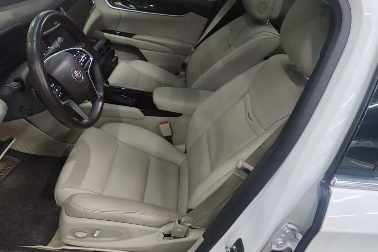 Used Cadillac XTS 2015 28T Comfort Model
