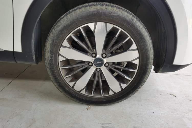Used Haval F7x 2021 1.5T Two-Wheel Drive Smart & Trendy Edition Right Front Wheel Hub