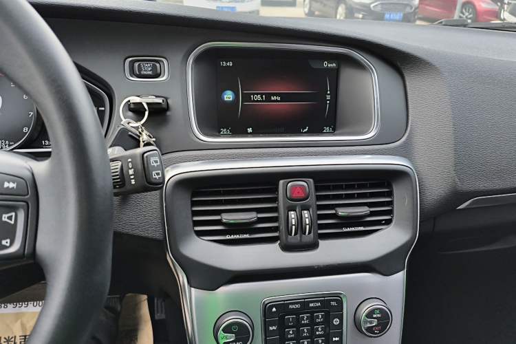 Used Volvo V40 2017 T3 Zhiya Edition