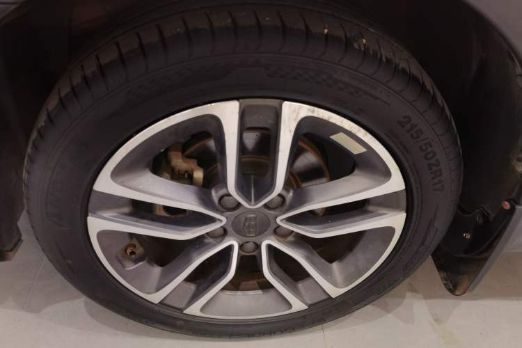 Used Geely Auto Vision S1 2019 Upgraded Model 1.5L Manual Elite Version
