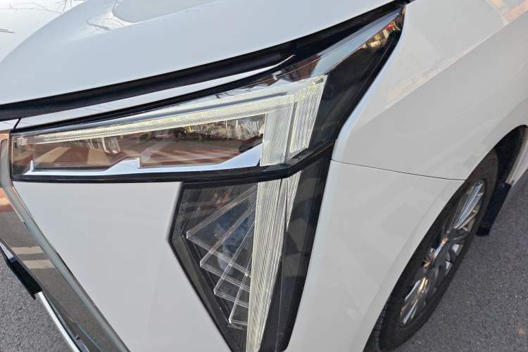 Used GAC Trumpchi M8 2023 Zongshi Series Dual-Motor YuZun Edition
