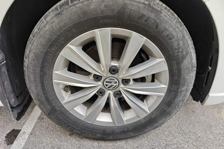 Used Volkswagen Lavida 2019 1.5L Automatic Fashion Edition China VI