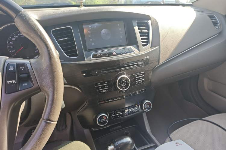 Used Kia Cadenza 2012 2.4L Business Sunroof Version