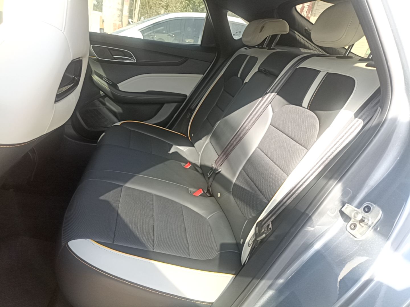 MG 6 2021 Pro 1.5T Automatic Trophy Luxury Edition — снимка 20