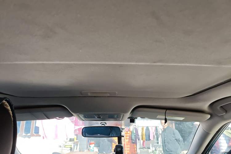 Used Nissan Lannia 2016 1.6L CVT Smart Cool Edition Headliner