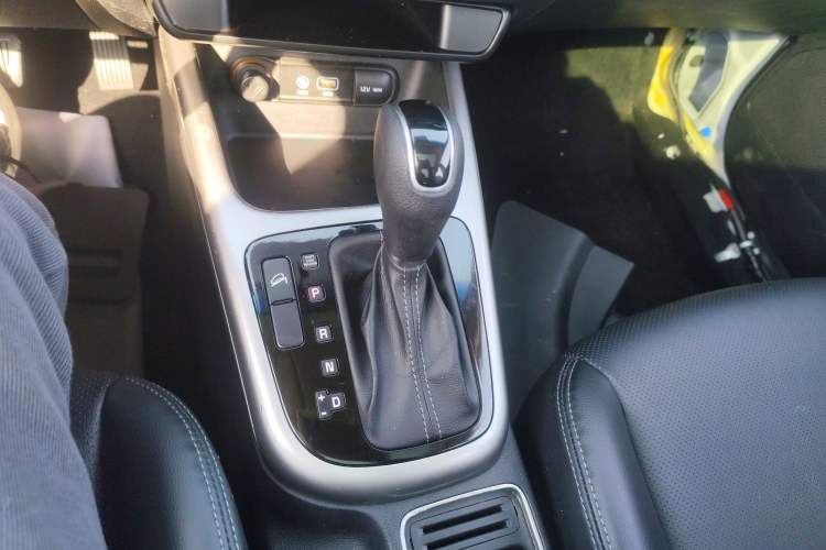 Used Kia KX3 2015 1.6L Automatic Two-Wheel Drive DLX
