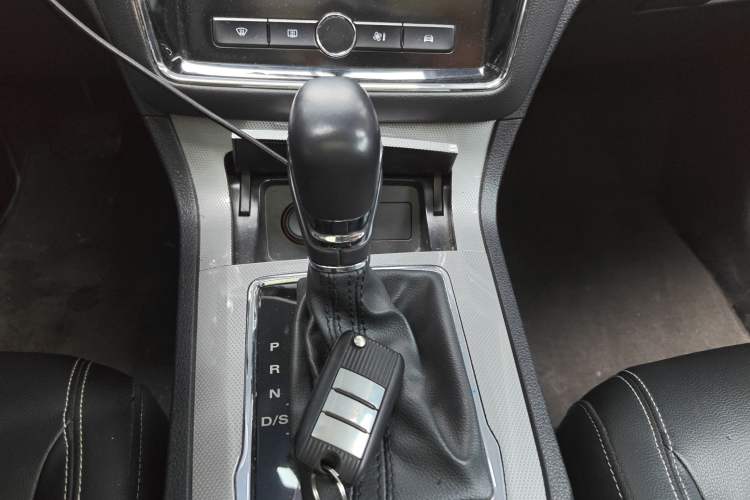 Used Roewe RX5 2020 20T Automatic 4G Connected Million Edition