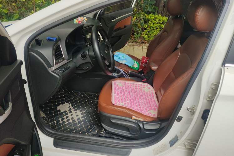 Used Hyundai Elantra (6th Generation / Lingdong) 2016 1.6L Automatic ZhiXuan – Elite Version
