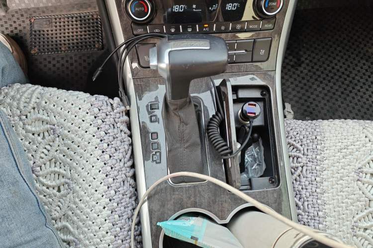 Used Haval H8 2015 2.0T Four-Wheel Drive Elite Model