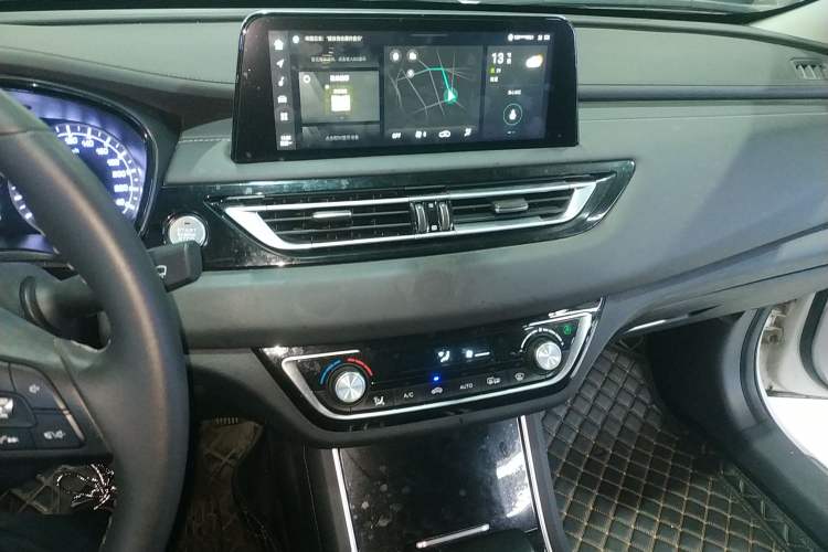 Used CHANGAN Ruicheng CC 2022 Blue Whale Edition 1.5T DCT Luxury Model Audio And AC Panel