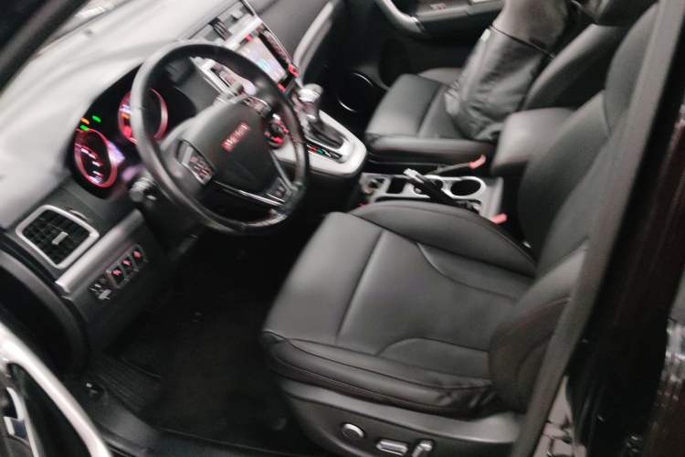 Used Haval H6 2015 Sport Edition 1.5T Automatic Two-Wheel Drive Luxury Model
