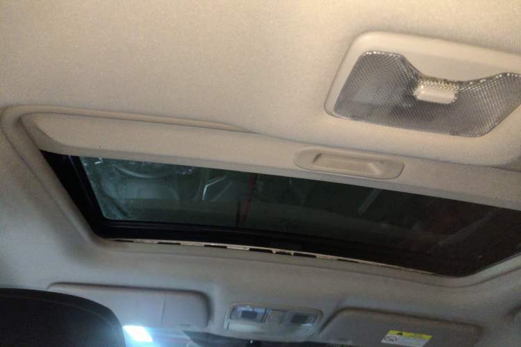 Used CHANGAN CS35 2017 1.6L Manual Luxury Model
