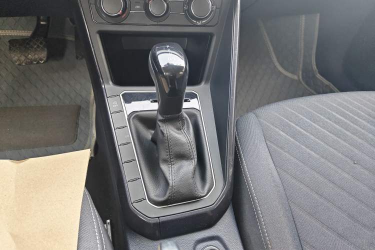 Used Volkswagen Lavida 2023 New Rui 1.5L Automatic New Yi Edition
