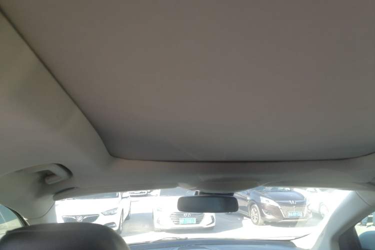 Used Ford Edge 2017 EcoBoost 245 Two-Wheel-Drive Sporty 7-Seater
