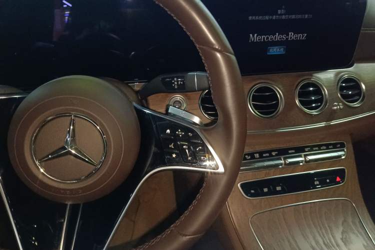 Used Mercedes-Benz E-Class 2022 Updated E 300 L Luxury Edition