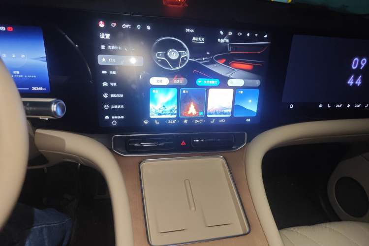 Used Hima AITO M9 2024 Range-Extended Ultra Version 42 kWh 6-Seater Model