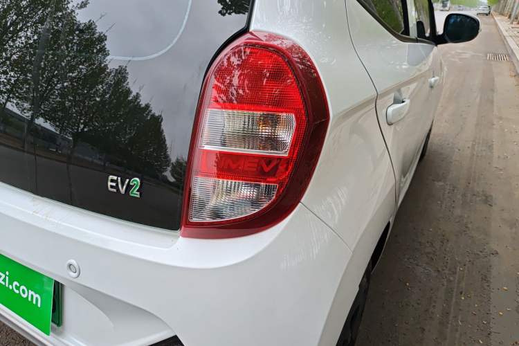 Used JMEV Xiao Qilin 2023 Joyful Edition 201km Comfort Model Exterior 3