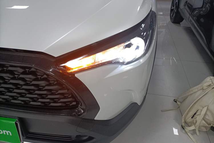 Used Toyota Corolla Cross 2023 2.0L Pioneer Edition Left Front Headlight