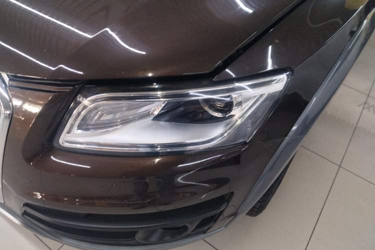 Used Audi Q5 2017 Plus 40 TFSI Technology Model
