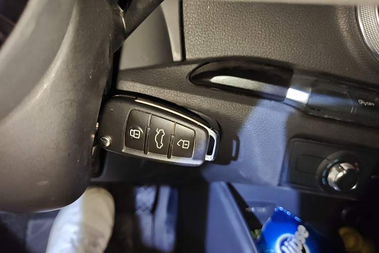 Used Audi A3 2018 30th Anniversary Edition Limousine 35 TFSI Fashion Model Vehicle Key