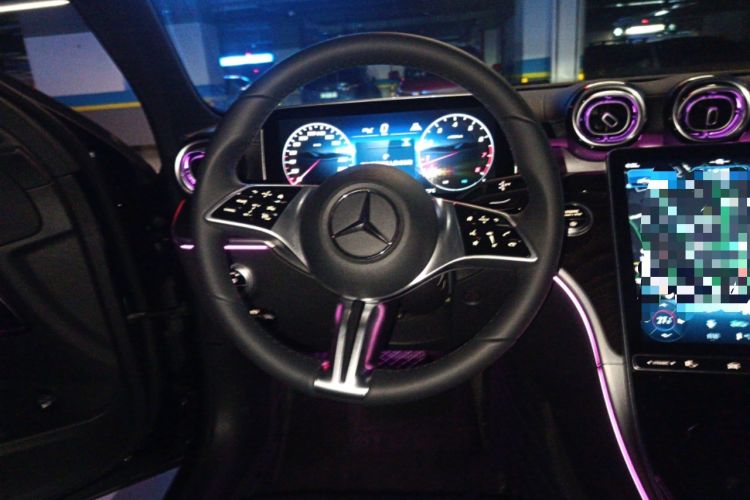 Used Mercedes-Benz C-Class 2025-Year Facelift C 260 L Steering Wheel