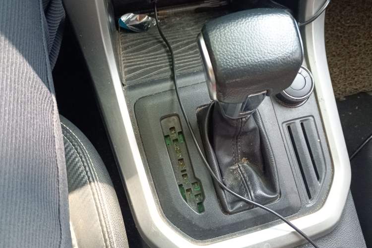 Used SAIC MAXUS T70 2021 2.0T Diesel Automatic 4x4 Elite Version with Long Bed and High Ground Clearance