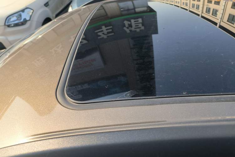 Used Buick Envision 2018 20T Two-Wheel-Drive Leading Model