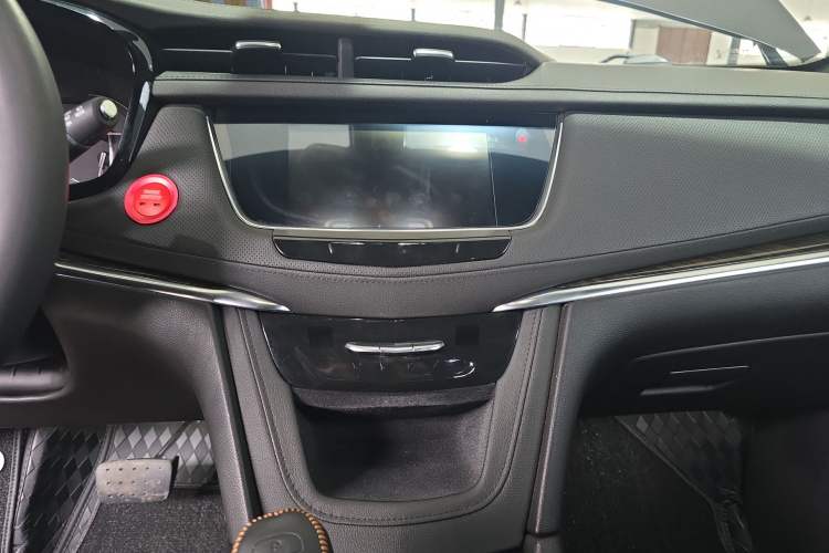 Used Cadillac XT5 2018 25T Tech Model